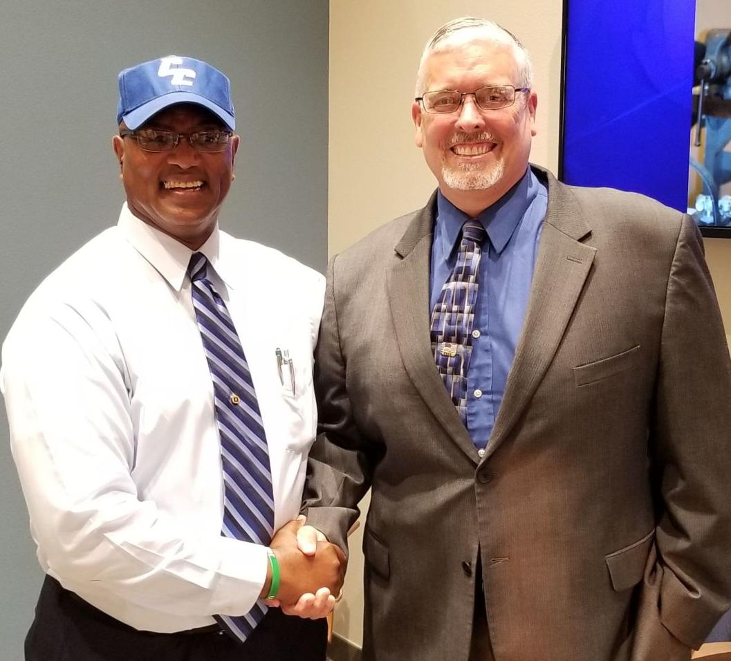 Harry L. Byrd draws number 1 in placement for the ballot